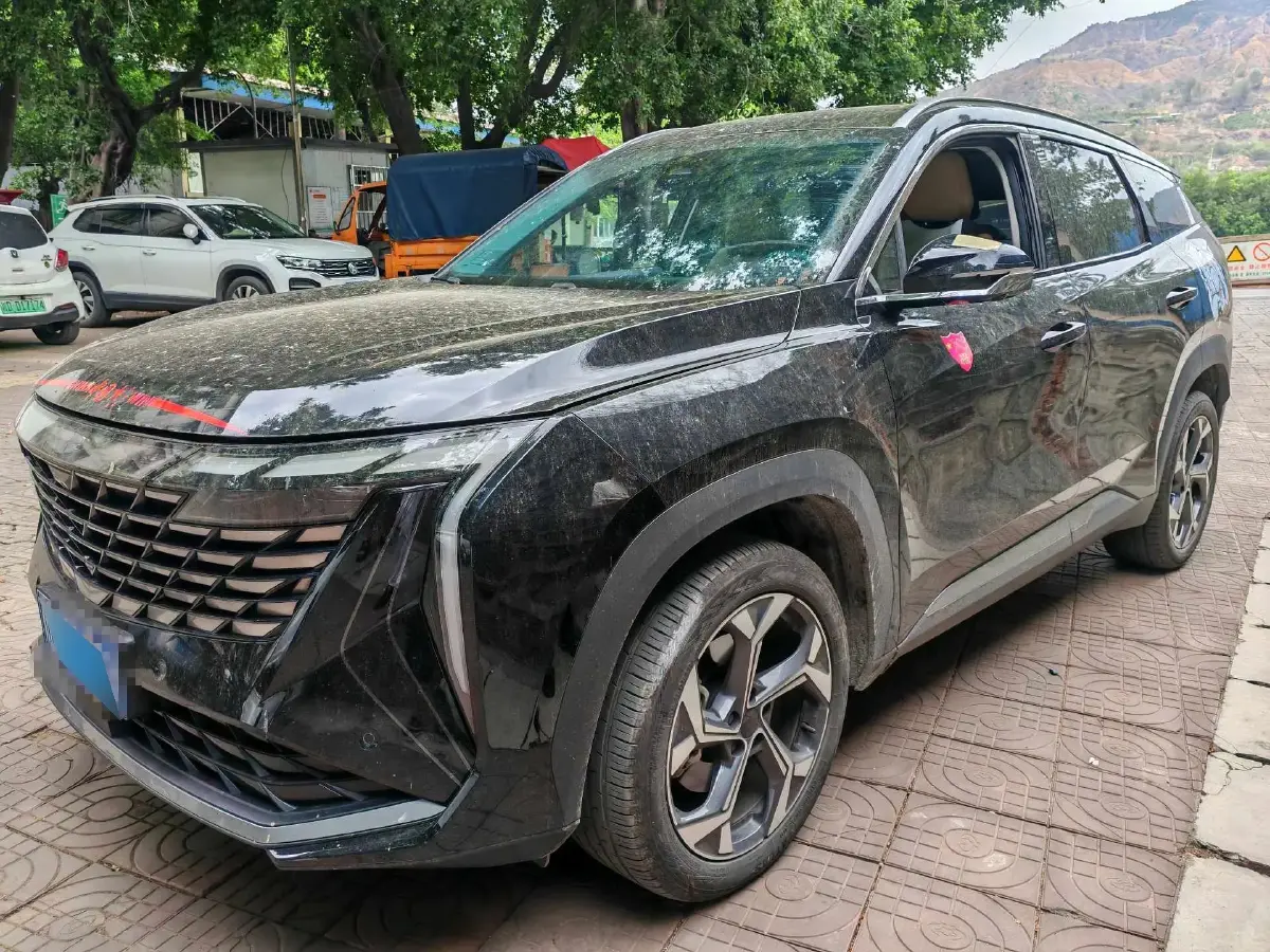 2023 Geely StarRay 1.5T 181HP L4 7DCT