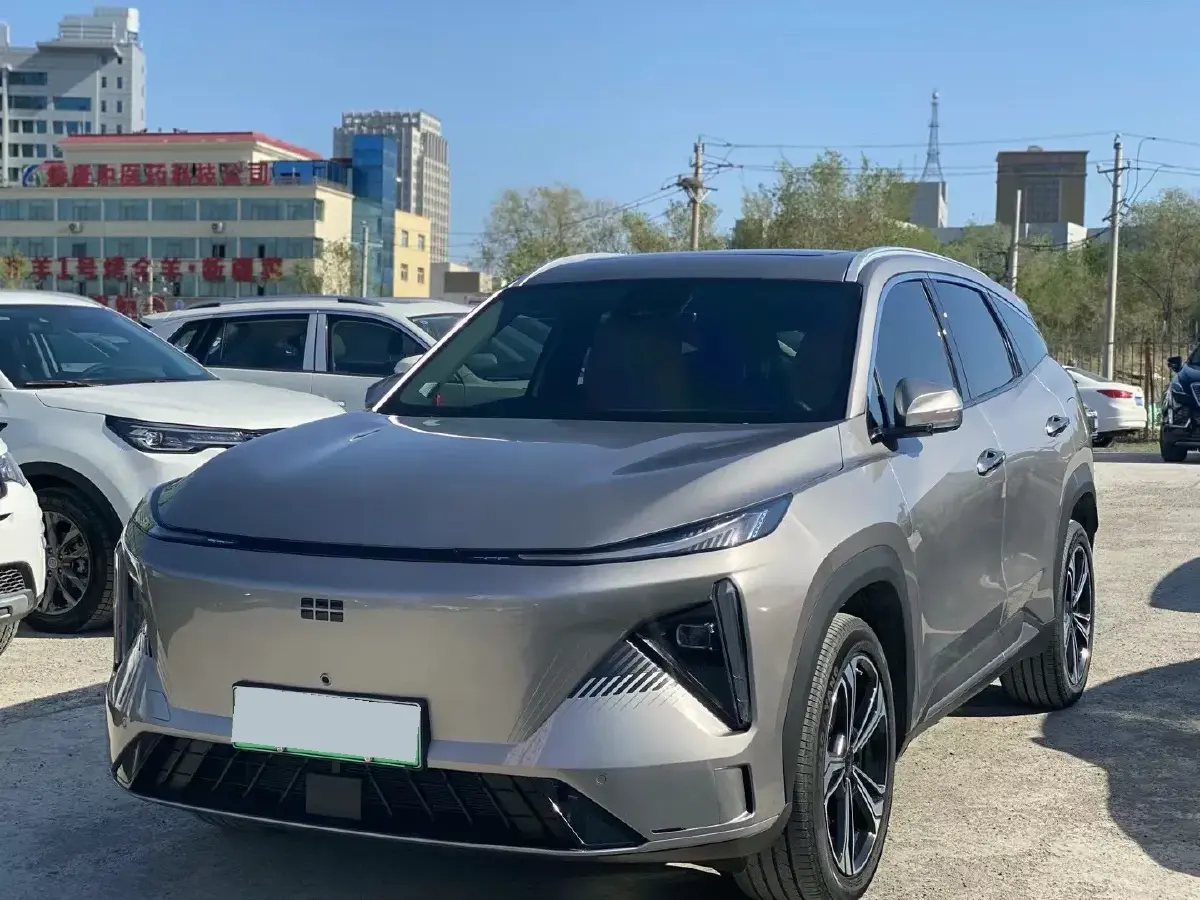 2024 Geely Galaxy L7 1.5T 163HP L4 3DHT PHEV 18.7KWH