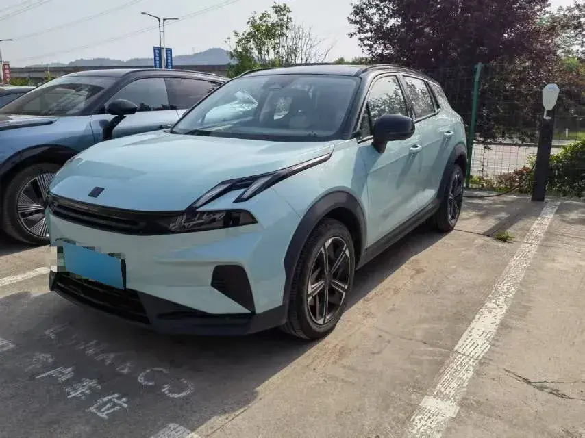2023 LYNK&CO 06 EM-P 1.5L 120HP L4 3DHT PHEV 19.09KWH