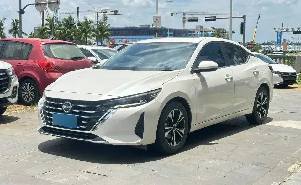 2023 Nissan Sylphy 1.6L 135HP L4 CVT