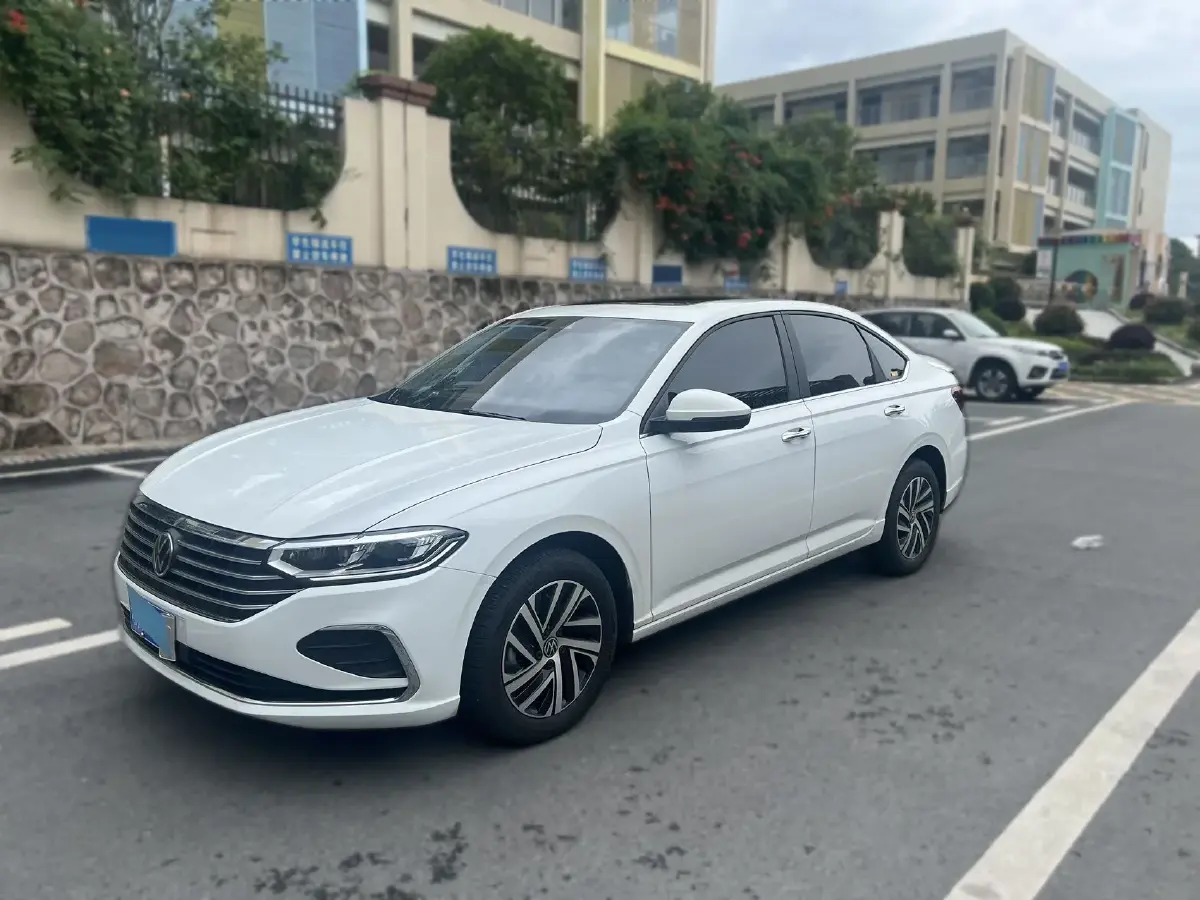 2024 Volkswagen Lavida 1.5L 110HP L4 6AT