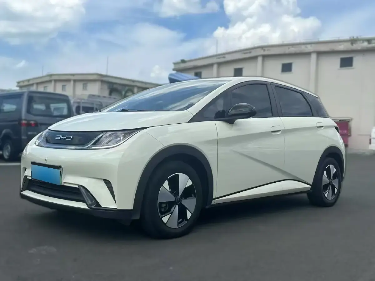 2023 BYD Dolphin BEV 44.928KWH