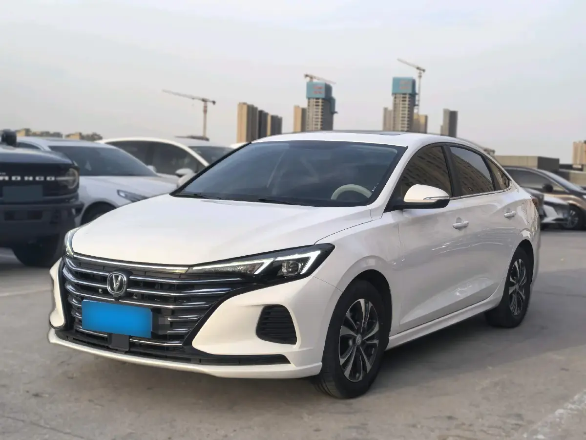 2022 ChangAn Eado 1.6L 128HP L4 CVT