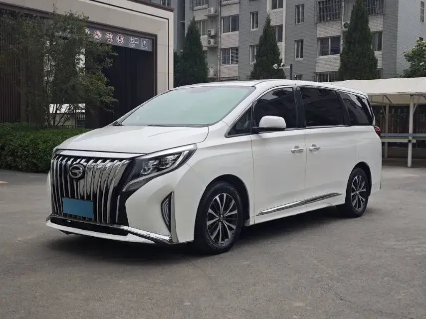 2021 GAC Trumpchi M8 2.0T 252HP L4 8AT