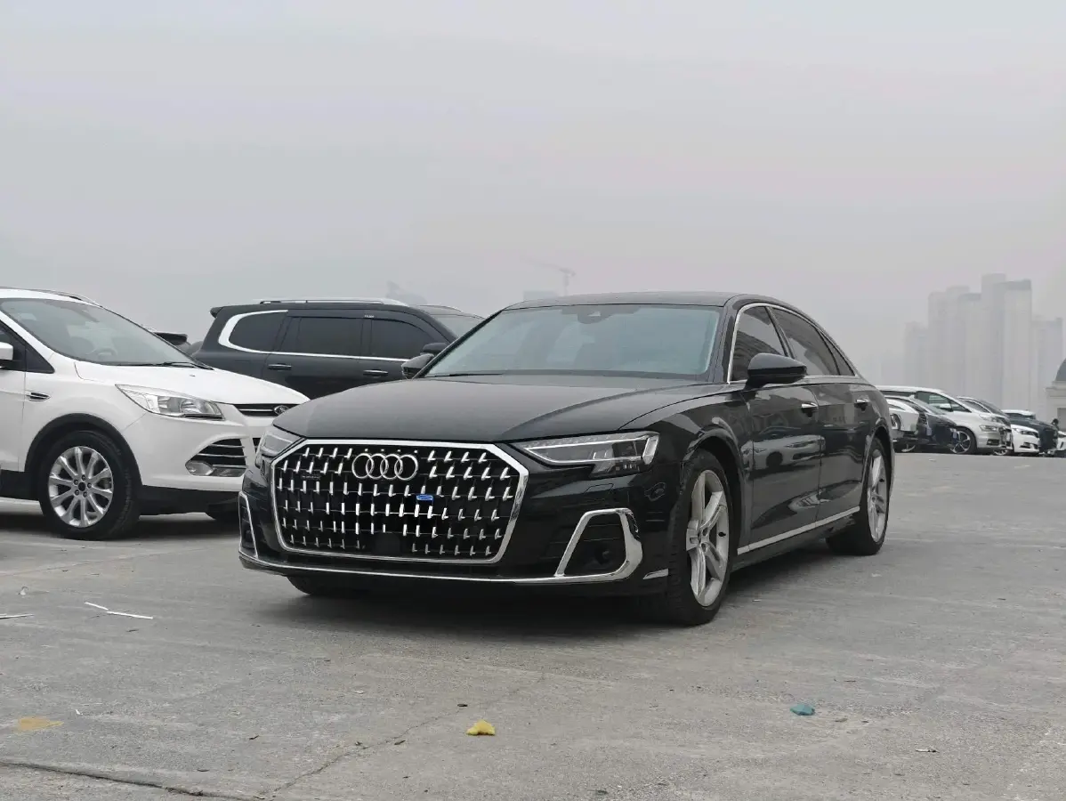 2024 Audi A8 3.0T 286HP V6 8AT