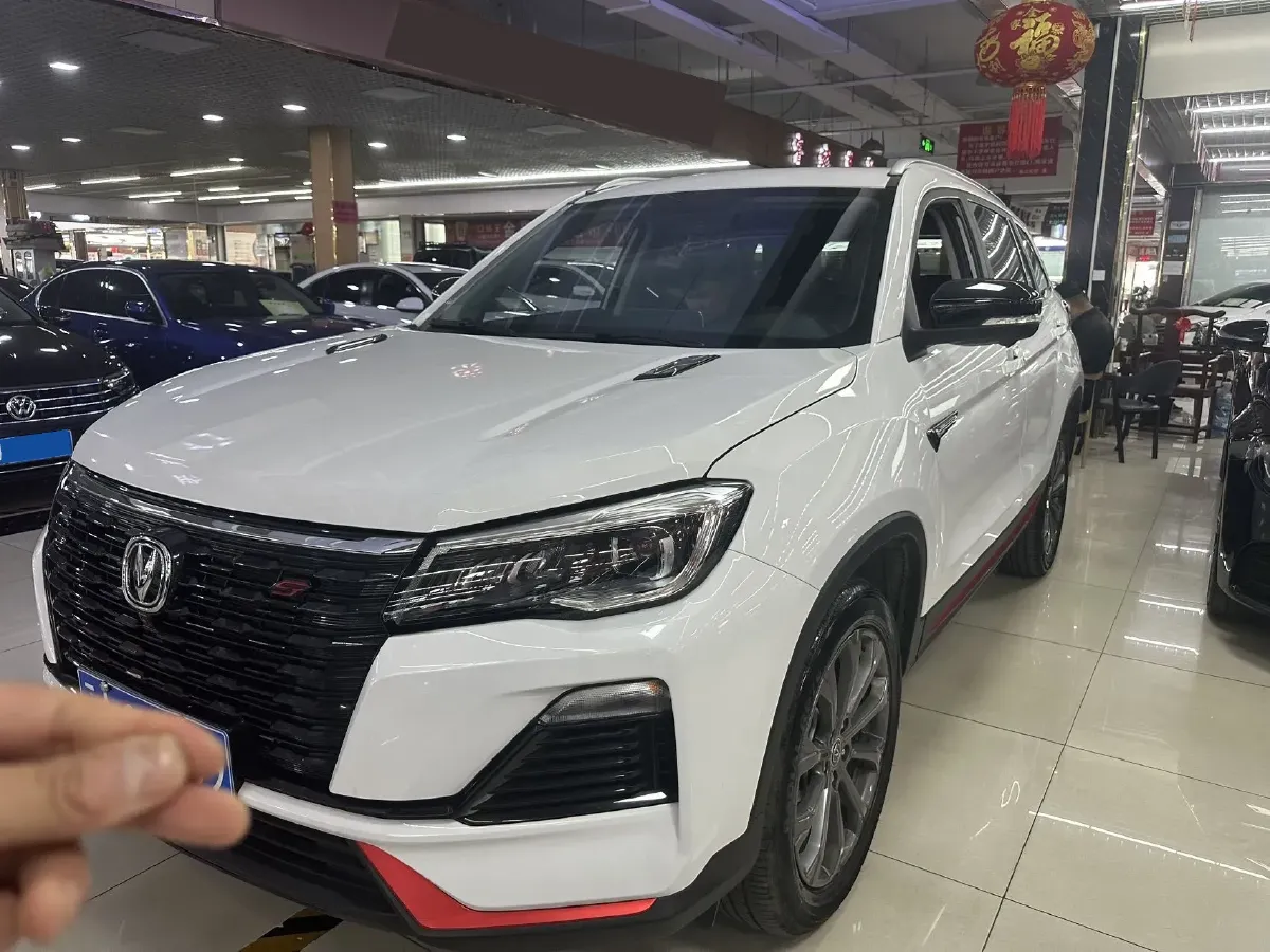 2023 ChangAn CS75 1.5T 188HP L4 7DCT,autocango,china used car exporter,china ev exporter,chinese used car exporter,chinese used ev exporter