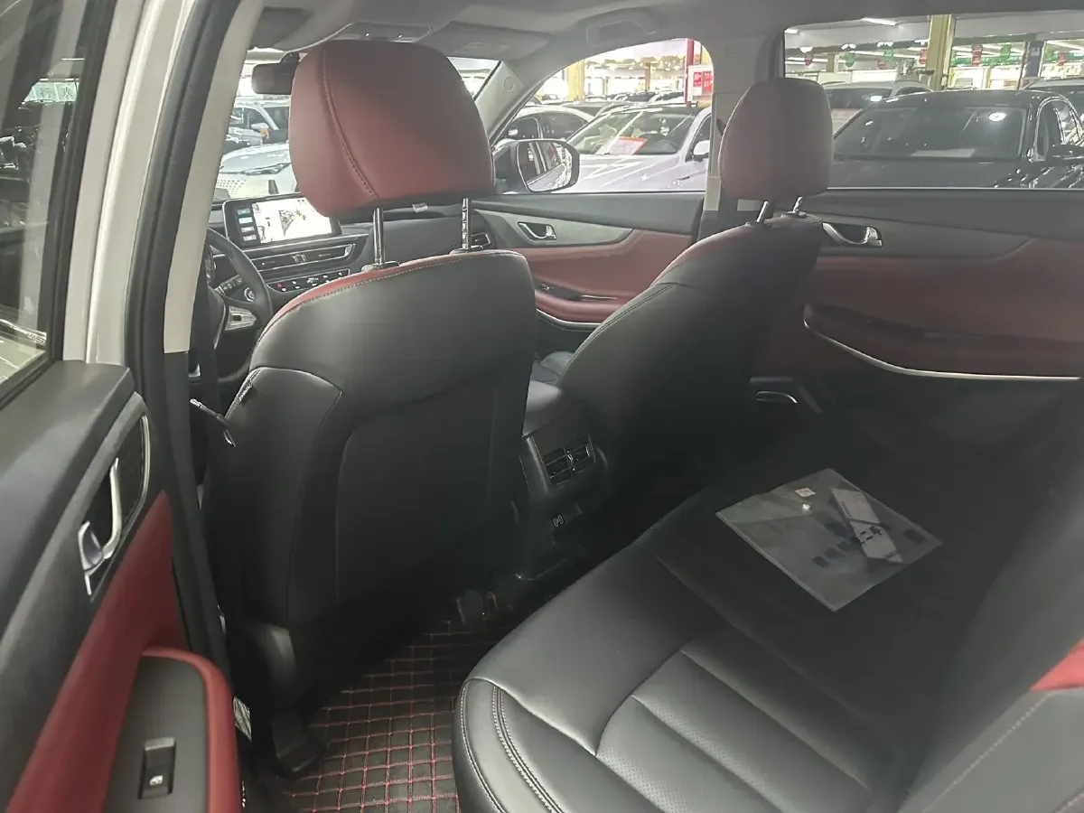 2023 ChangAn CS75 1.5T 188HP L4 7DCT,autocango,china used car exporter,china ev exporter,chinese used car exporter,chinese used ev exporter