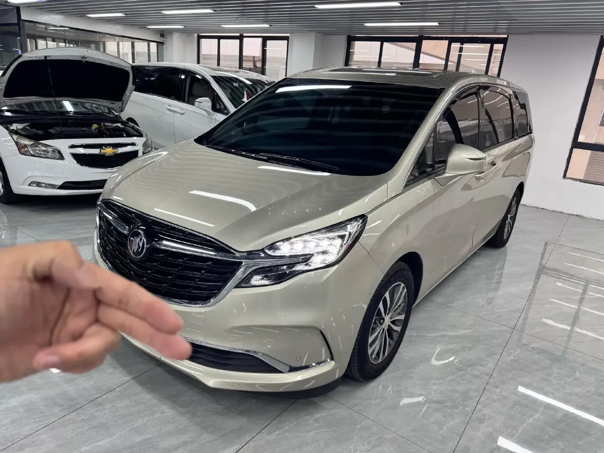 2022 Buick GL8 2.0T 237HP L4 9AT