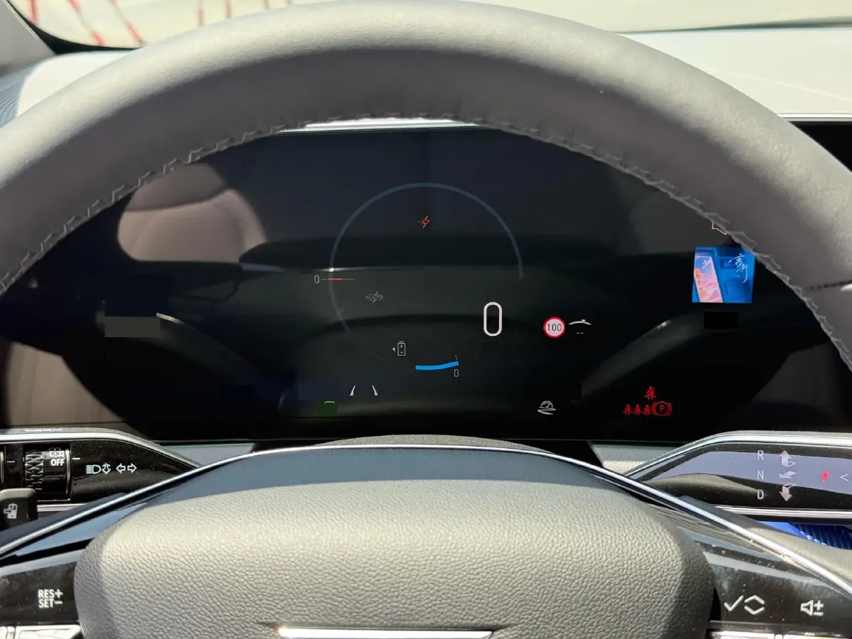 2024 Cadillac OPTIQ BEV 68.4KWH,autocango,china used car exporter,china ev exporter,chinese used car exporter,chinese used ev exporter