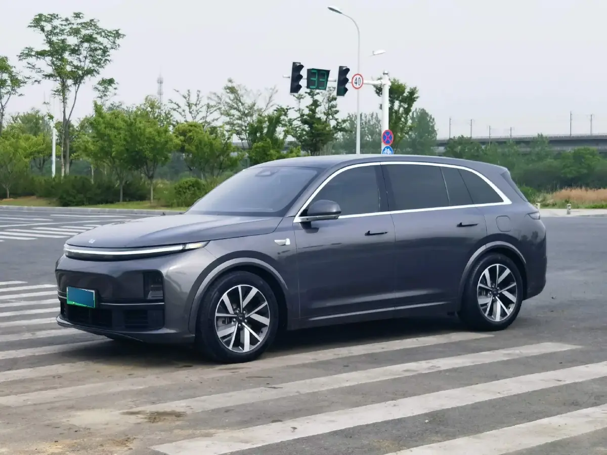 2023 Li L7 Range Extended 154HP REEV 40.9KWH