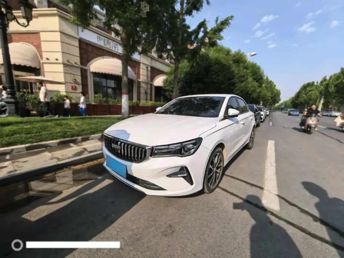 2025 Geely Emgrand 1.5L 127HP L4 CVT