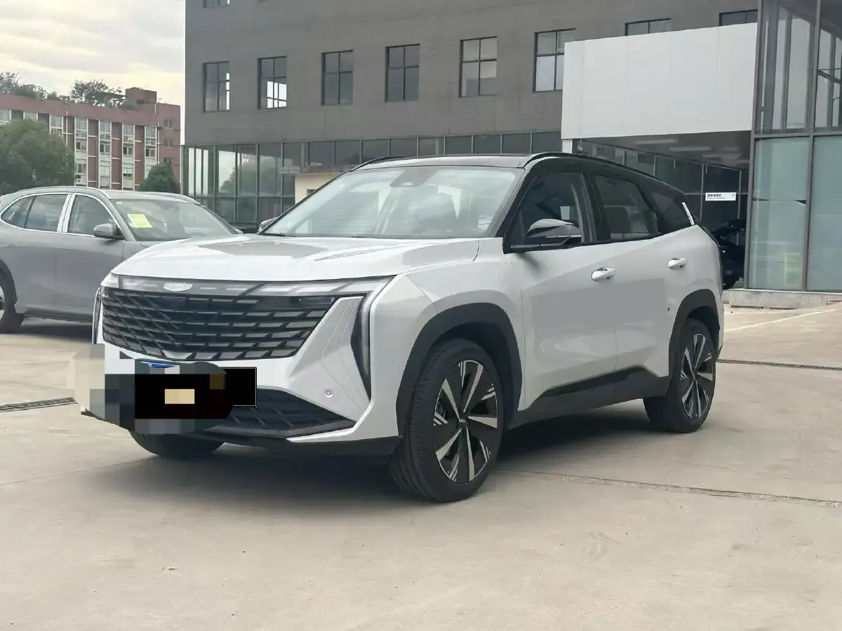 2024 Geely StarRay 1.5T 181HP L4 7DCT