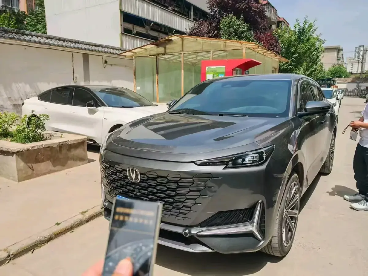2021 ChangAn UNI-K 2.0T 233HP L4 8AT