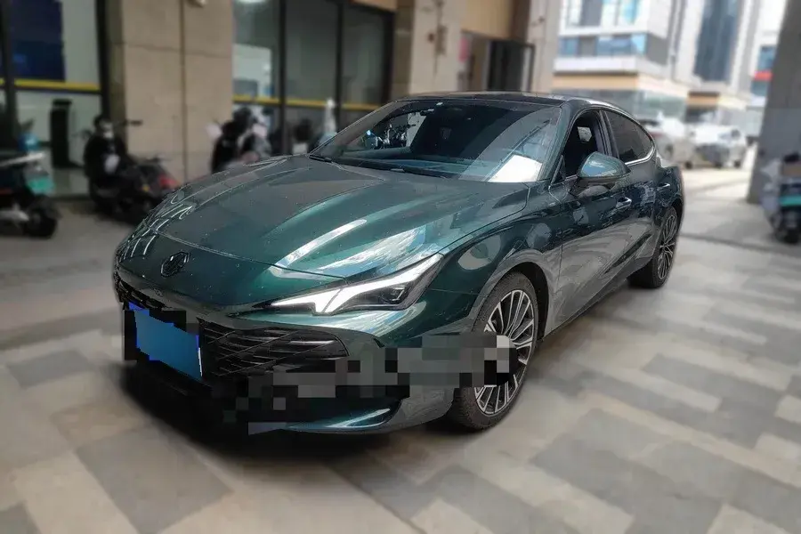 2023 MG 7 2.0T 261HP L4 9AT