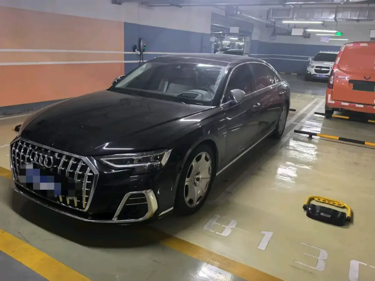 2022 Audi A8 3.0T 340HP V6 8AT