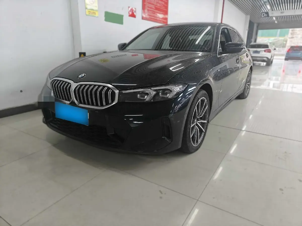 2024 BMW 3 Series 2.0T 156HP L4 8AT