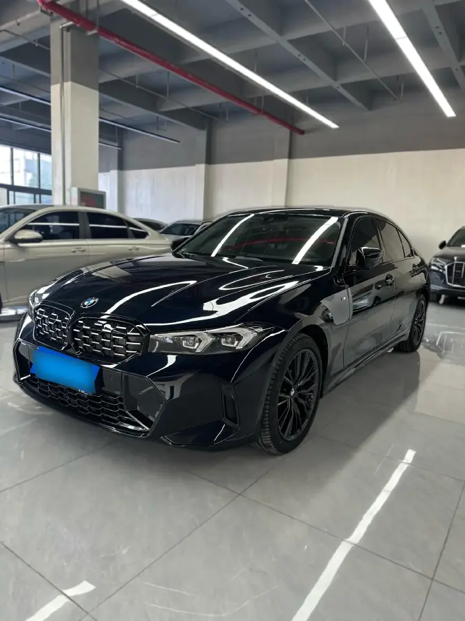 2024 BMW 3 Series 2.0T 184HP L4 8AT