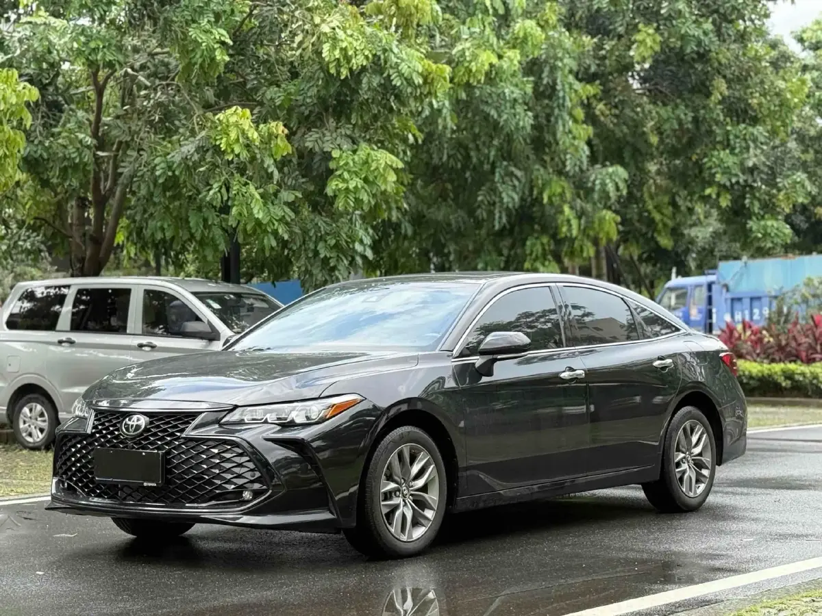 2021 Toyota Avalon 2.5L 209HP L4 8AT