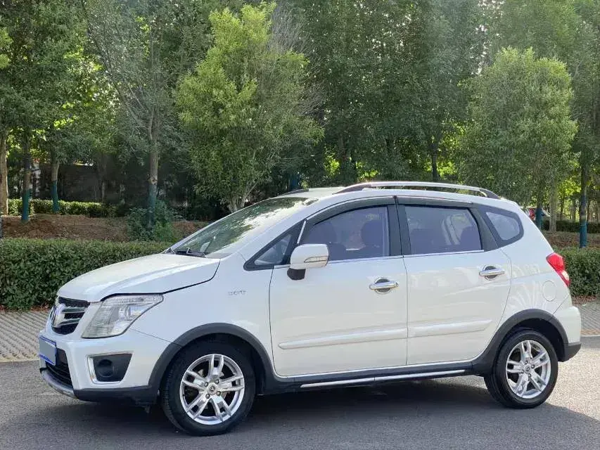2014 ChangAn CX20 1.4L 101HP L4 5MT