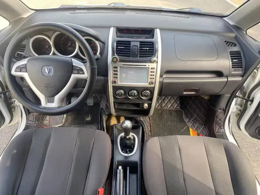 2014 ChangAn CX20 1.4L 101HP L4 5MT,autocango,china used car exporter,china ev exporter,chinese used car exporter,chinese used ev exporter