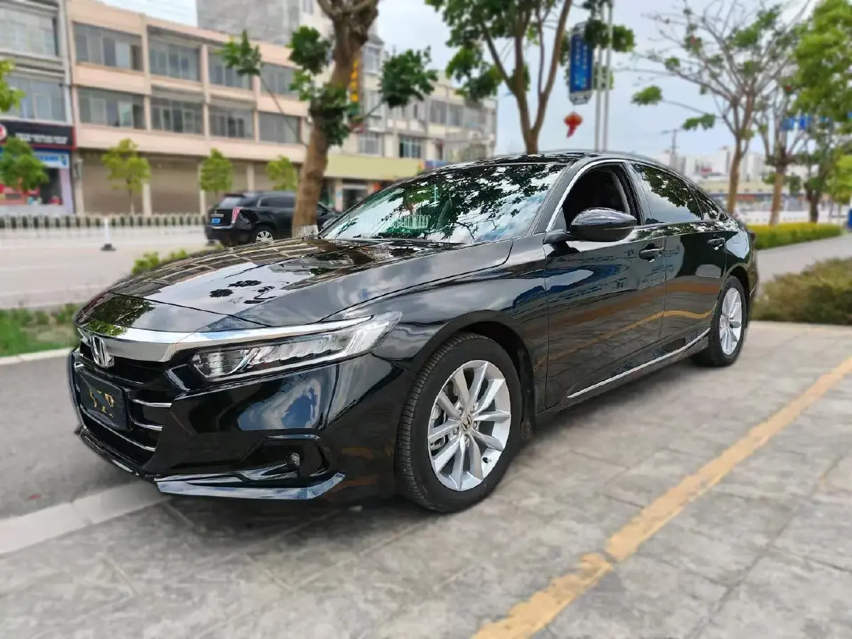 2022 Honda Accord 1.5T 194HP L4 CVT