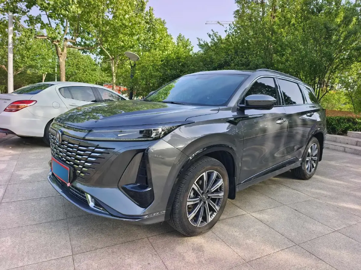 2023 ChangAn CS75 Plus 1.5T 188HP L4 8AT