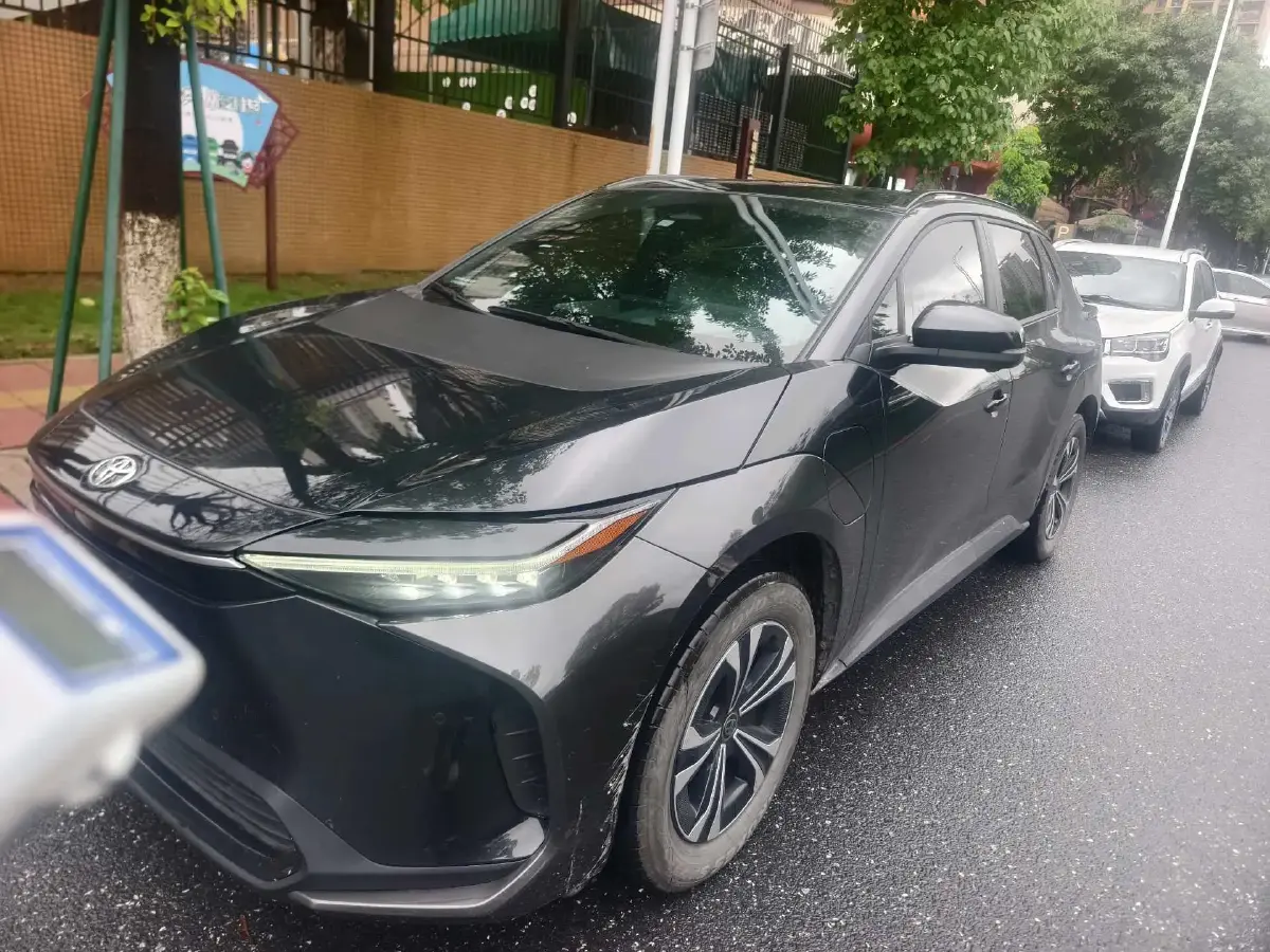 2022 Toyota bZ4X BEV 66.7KWH