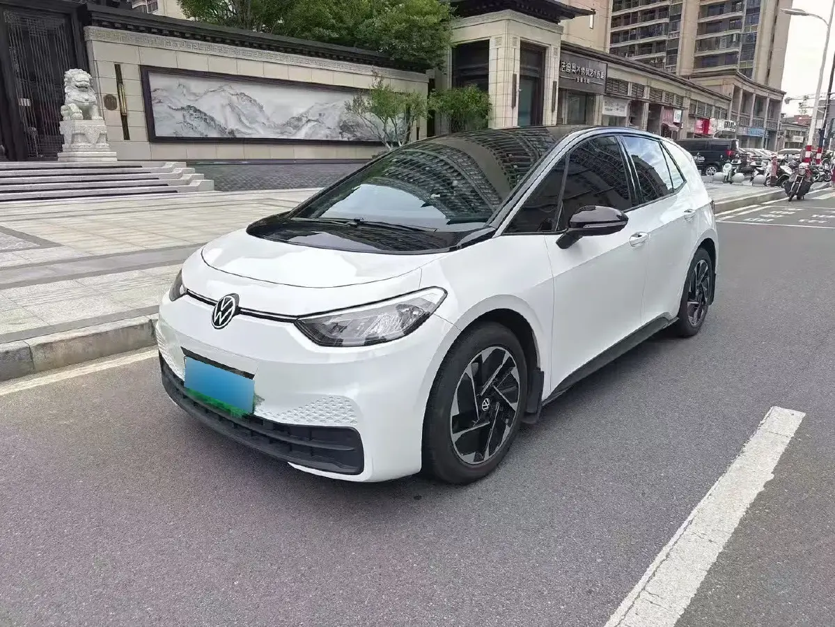 2024 Volkswagen ID.3 BEV 52.8KWH