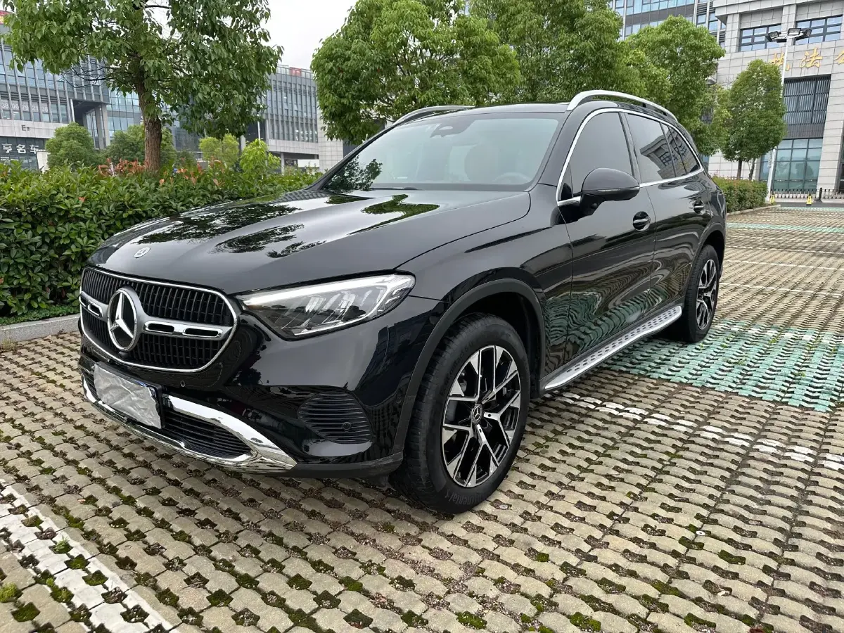2024 Mercedes-Benz GLC Class 2.0T 204HP L4 9AT