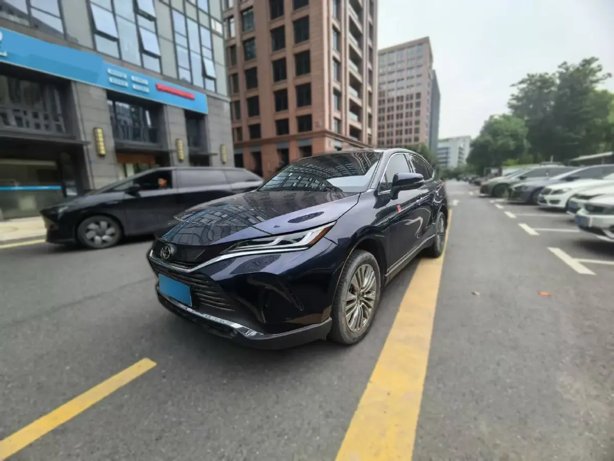 2022 Toyota Harrier 2.0L 171HP L4 CVT