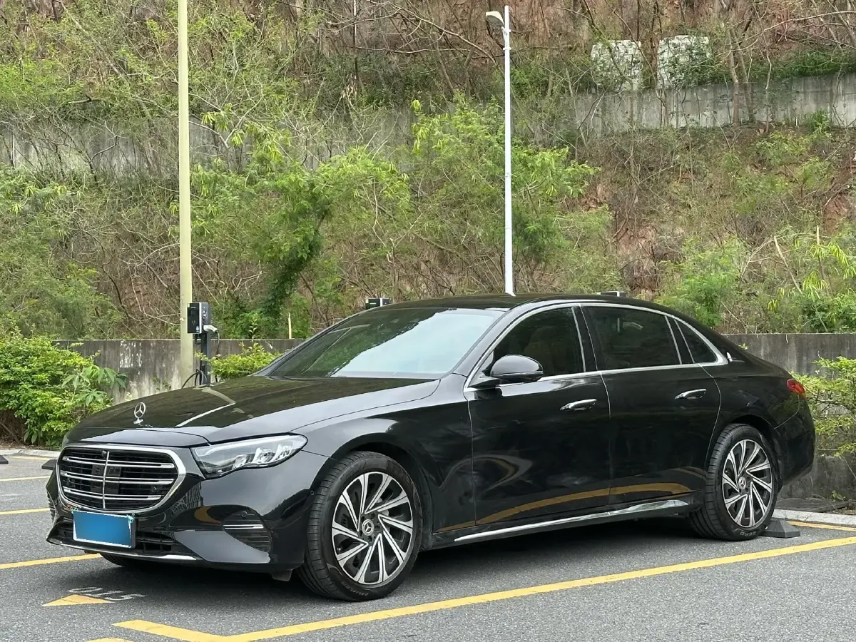 2025 Mercedes-Benz E Class 2.0T 258HP L4 9AT