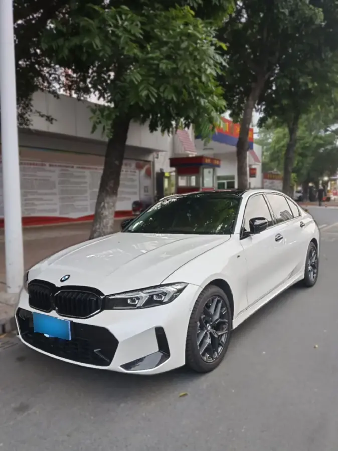 2025 BMW 3 Series 2.0T 245HP L4 8AT