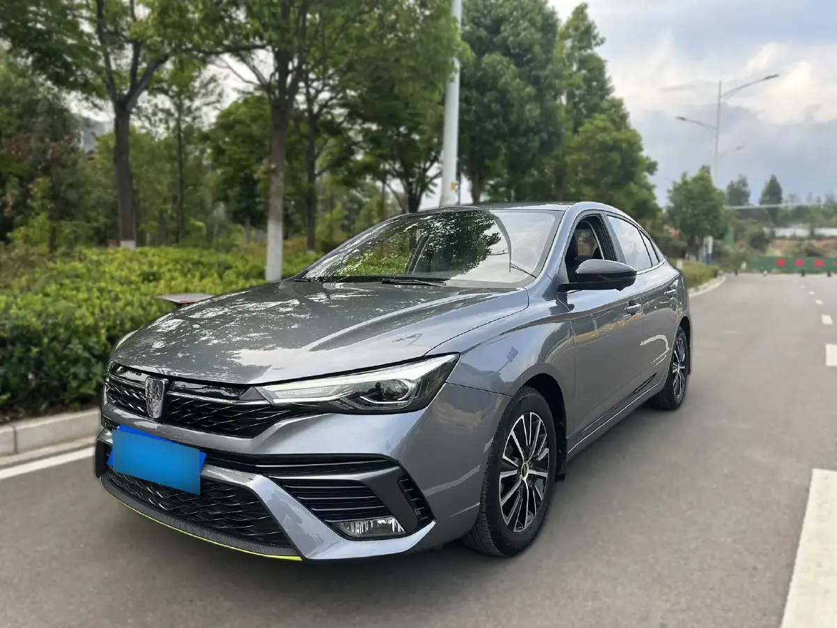 2021 Roewe i5 1.5L 120HP L4 CVT
