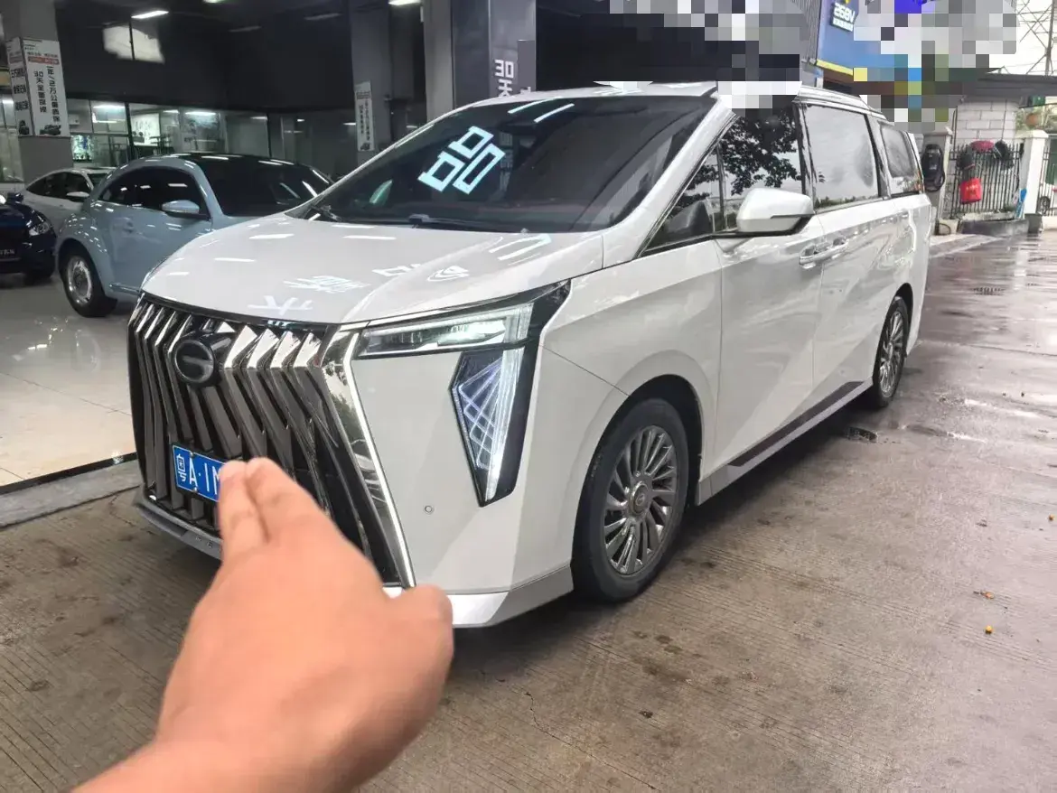 2023 GAC Trumpchi M8 2.0T 252HP L4 8AT