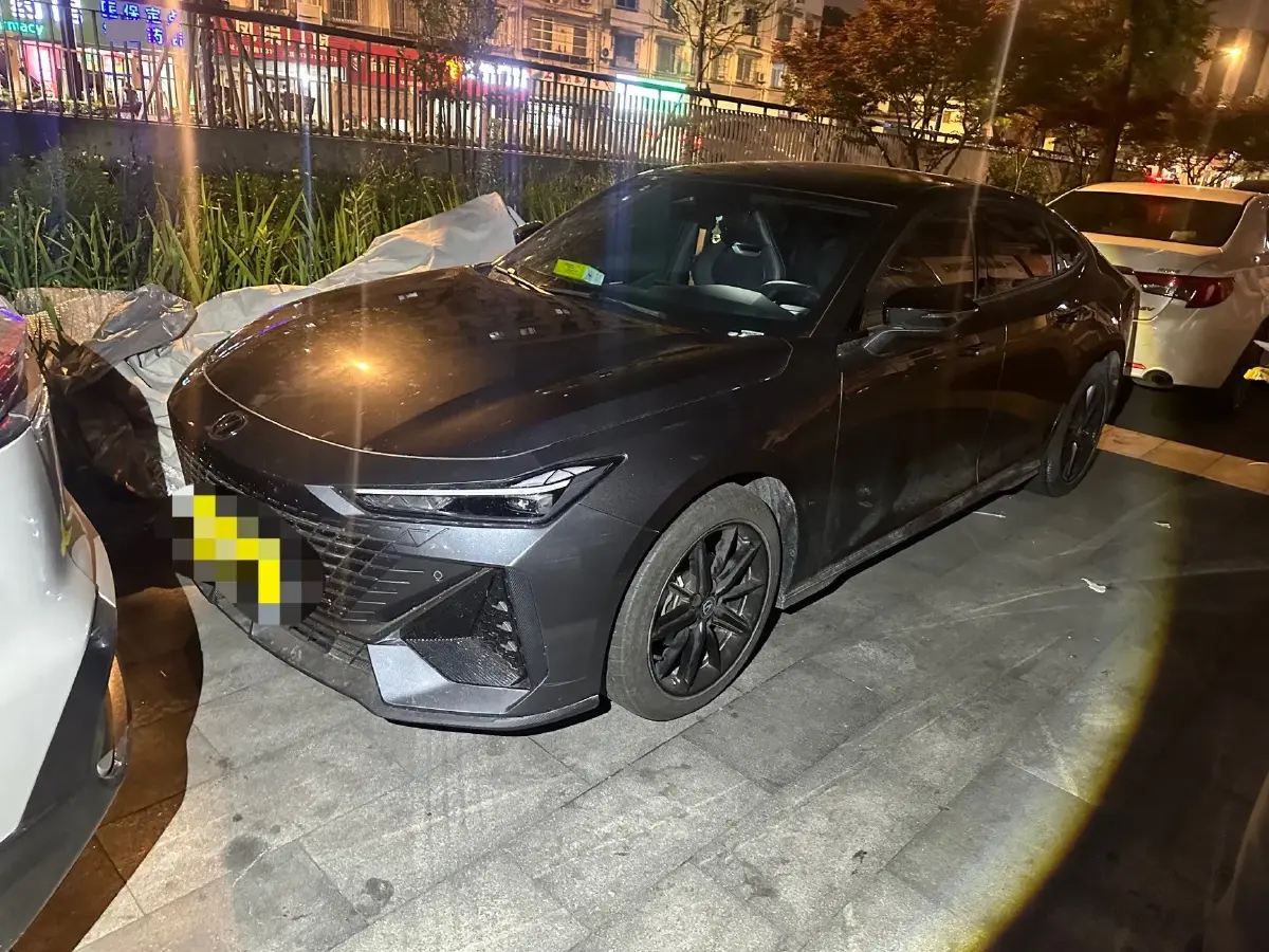 2023 ChangAn UNI-V 1.5T 188HP L4 7DCT