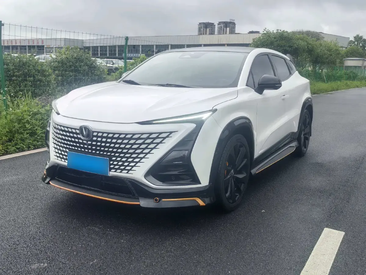 2023 ChangAn UNI-T 1.5T 188HP L4 7DCT