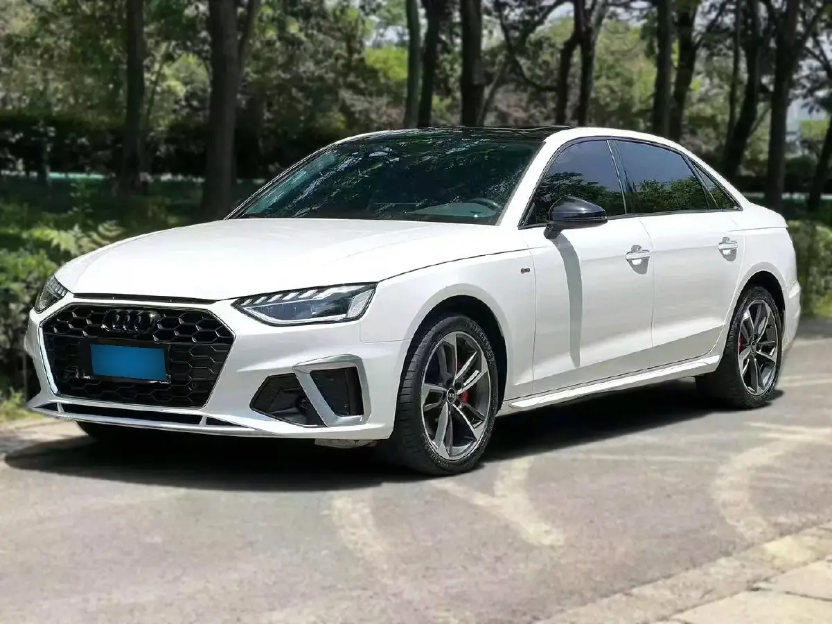 2020 Audi A4L 2.0T 150HP L4 7DCT