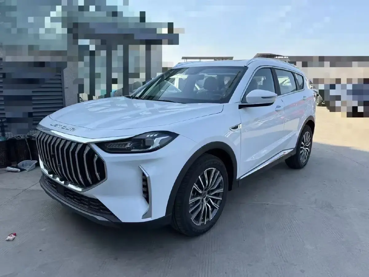 2025 Jetour X70 Plus 1.5T 156HP L4 6MT