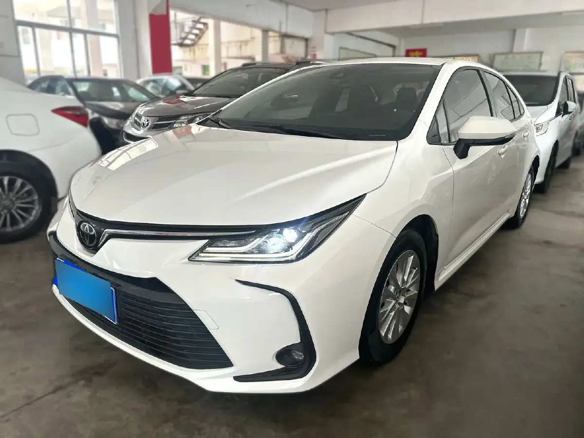 2021 Toyota Corolla 1.2T 116HP L4 CVT