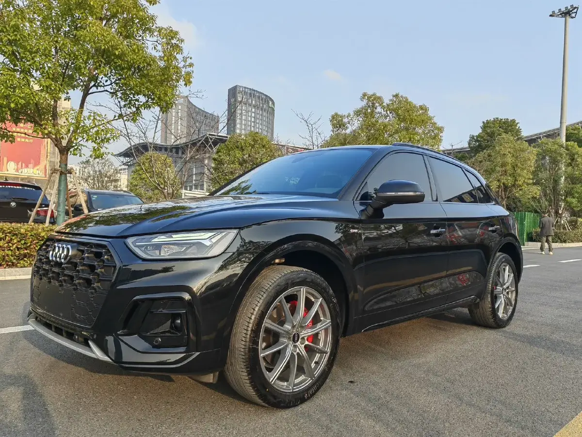 2023 Audi Q5L 2.0T 190HP L4 7DCT