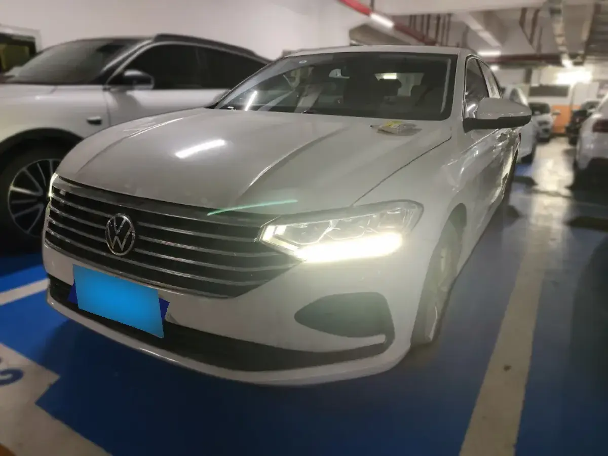 2023 Volkswagen Lavida 1.5L 113HP L4 6AT