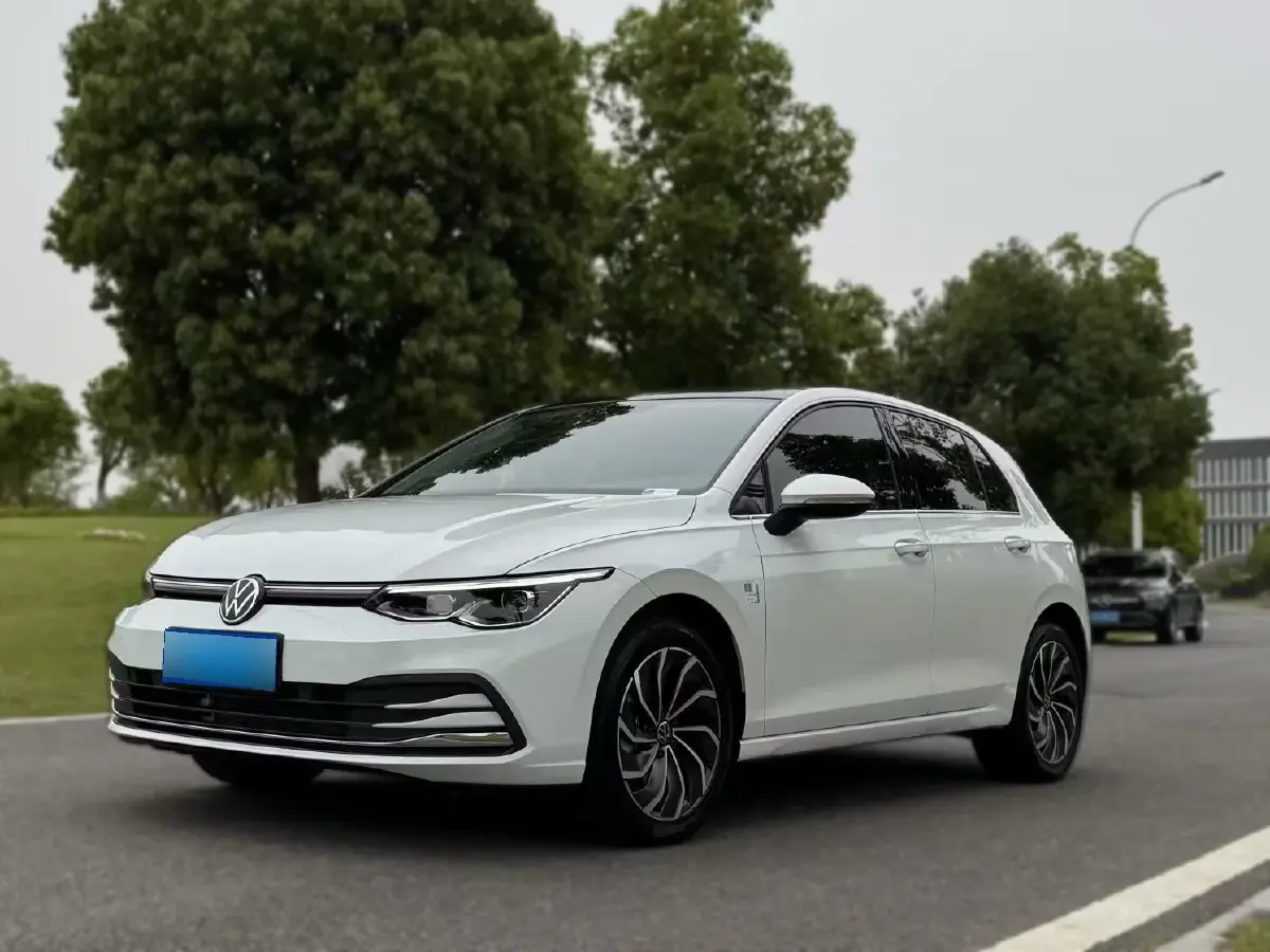 2024 Volkswagen Golf 1.4T 150HP L4 7DCT