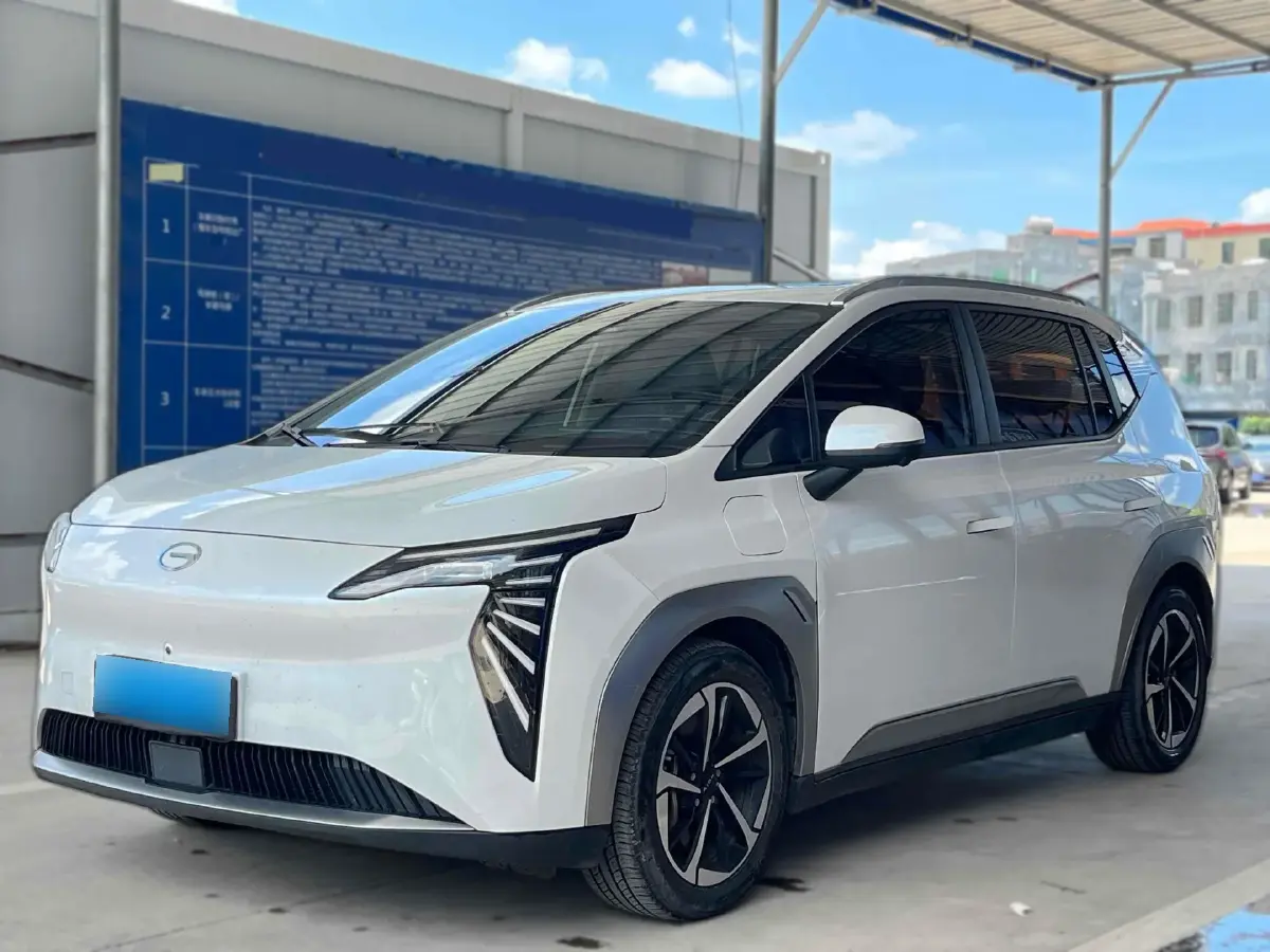 2023 Aion Y BEV 61.7KWH