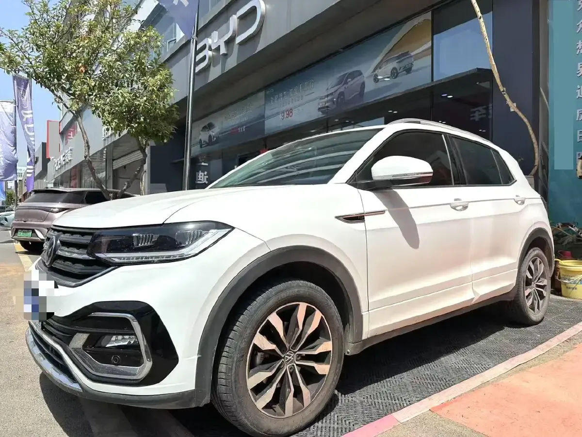 2021 Volkswagen Tacqua 1.4T 150HP L4 7DCT