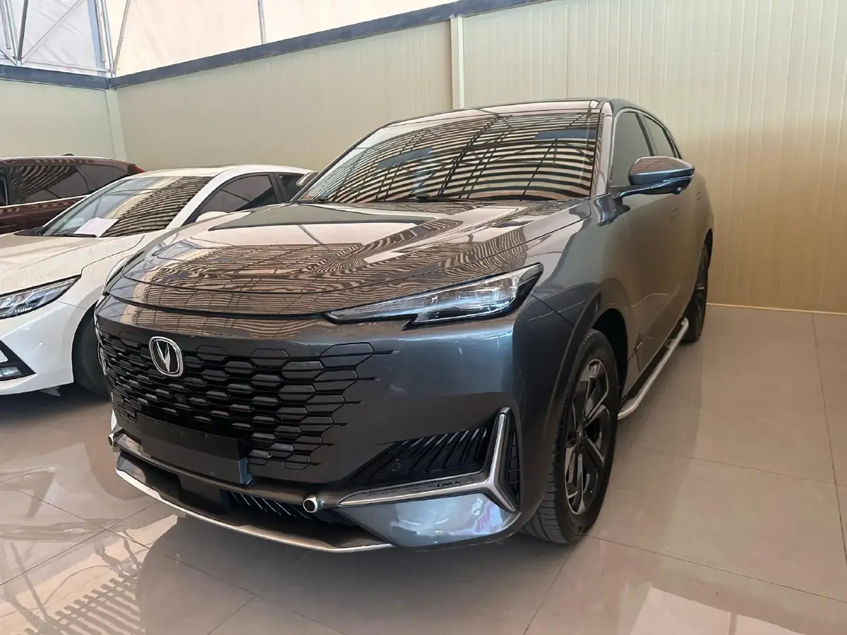 2022 ChangAn UNI-K iDD 1.5T 170HP L4 6TCT PHEV 30.74KWH
