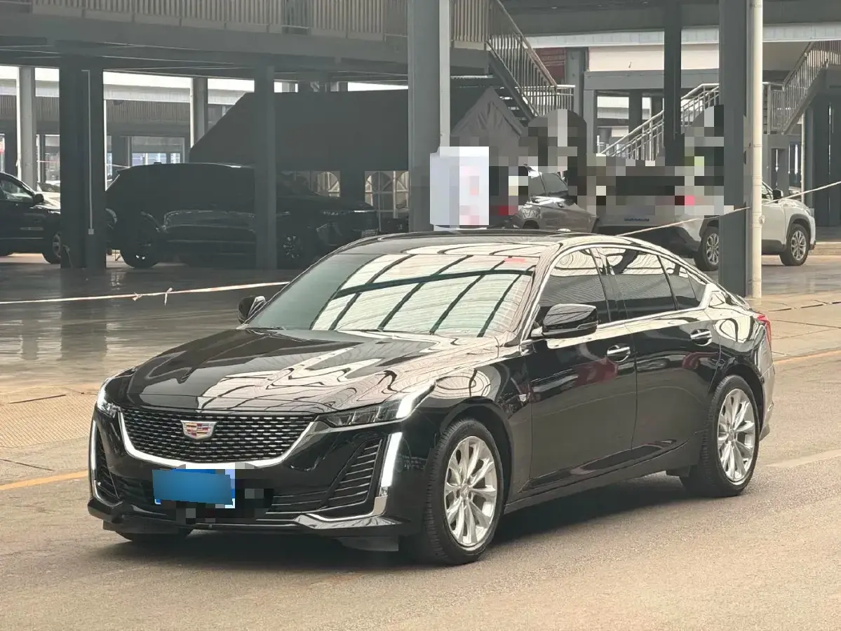 2023 Cadillac CT5 2.0T 237HP L4 10AT