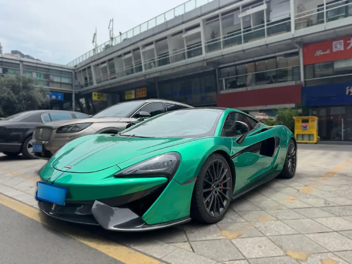 2019 McLaren 570 3.8T 570HP V8 7DCT