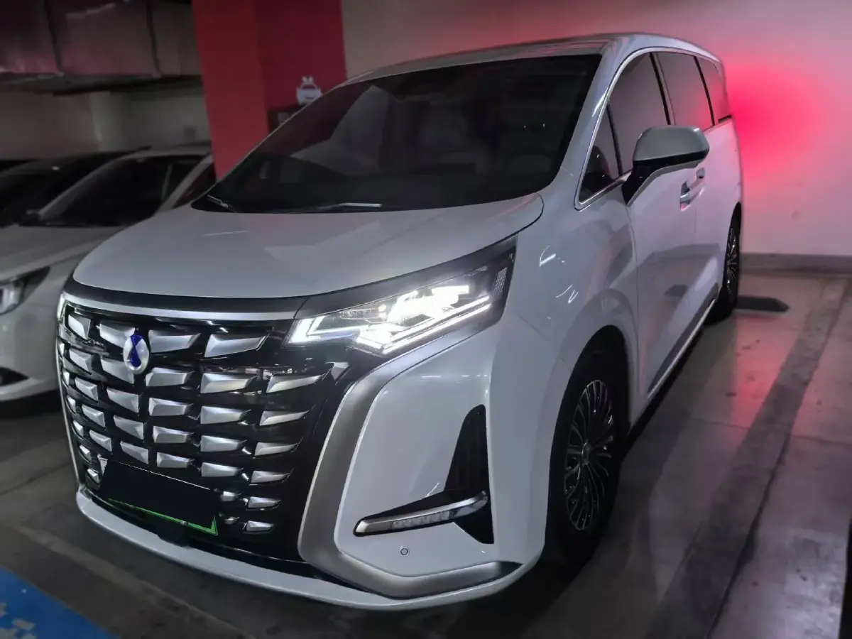 2022 Denza D9 1.5T 139HP L4 E-CVT PHEV 40.06KWH