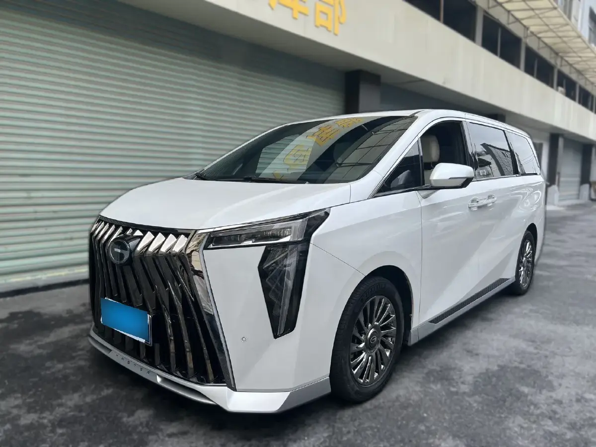 2023 GAC Trumpchi M8 2.0T 252HP L4 8AT