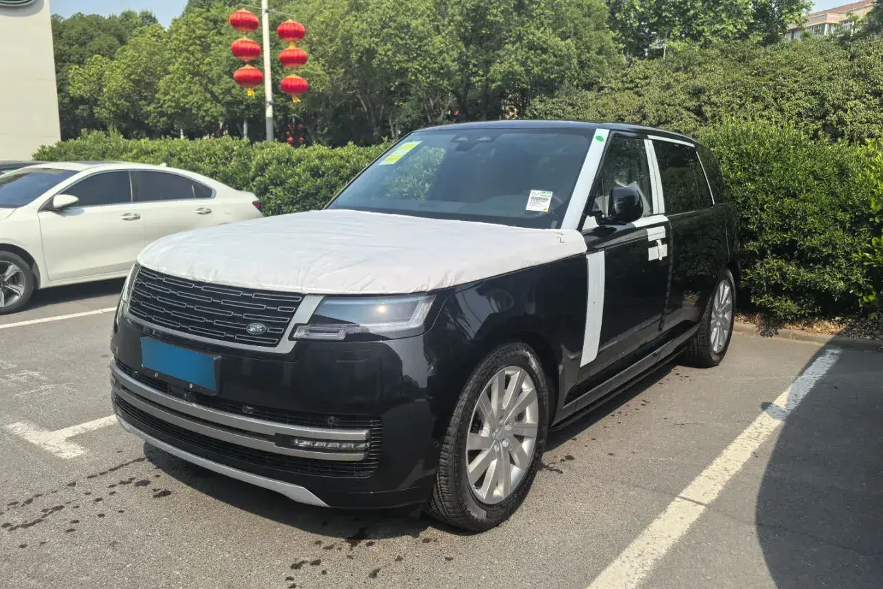 2025 Land Rover Range Rover 3.0T 360HP L6 8AT